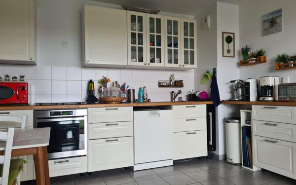 Appartement à vendre    3 pièces • 64,70 m2 Royan