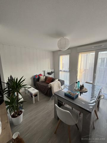 POITIERS EST Proche Facultés T2 de 39.60 m² avec balcon et parking