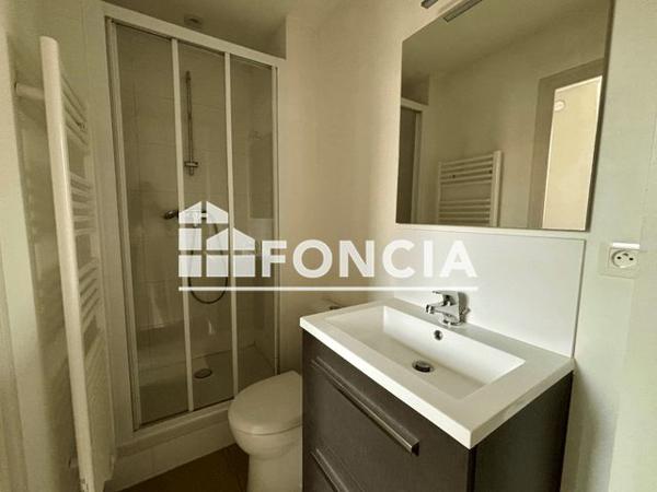 Location Studio 24.18 m² - 14 RUE DE LA PLATIERE Lyon 69001