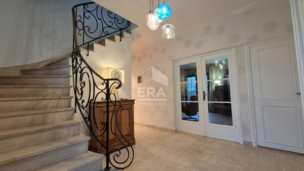 Maison Grisy Suisnes 6 pièce(s) 190 m2