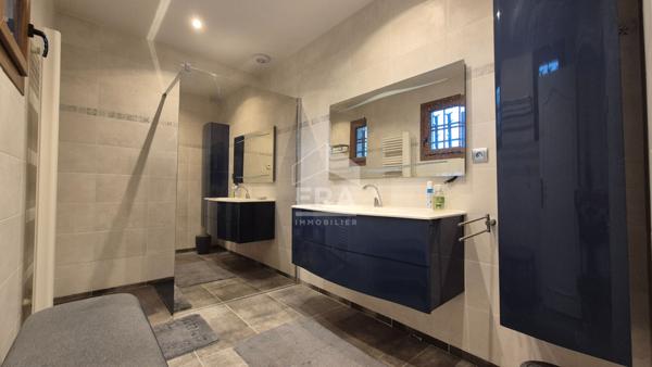 Maison Grisy Suisnes 6 pièce(s) 190 m2