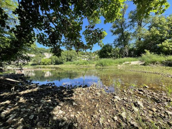 Terrain à vendre |                                       Bourré |                                          10988 m²