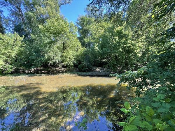 Terrain à vendre |                                       Bourré |                                          10988 m²