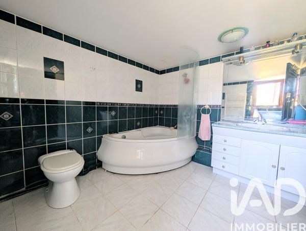 Maison à vendre 9 pièces 226 m² Ajain