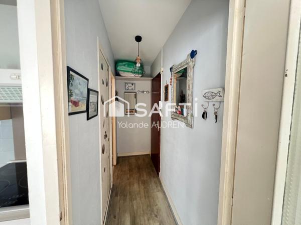 AU POULIGUEN – Studio Lumineux avec Balcon & Cave