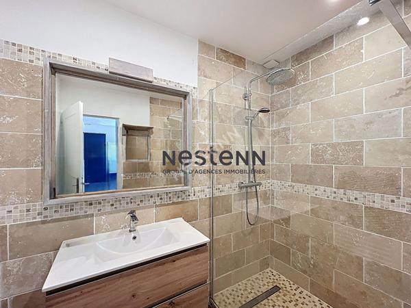 Maison entièrement rénovée à vendre à Ouistreham - 3 pièces, 2 chambres