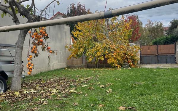 Maison à vendre    6 pièces •  Stains