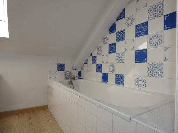 Appartement de 70 m² situé plein centre ville de Vitré à 2 mn de la gare !