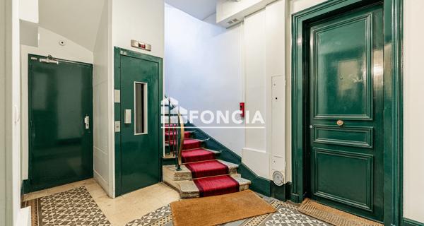 À vendre Appartement 2 pièces 45.5 m² - Paris 75015
