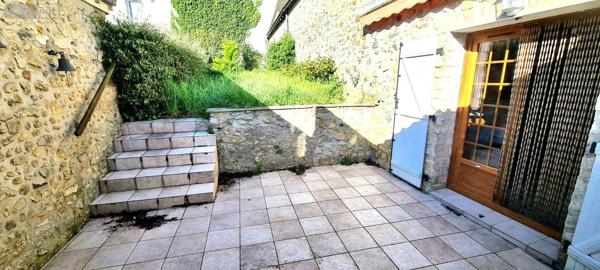 Maison de ville à vendre à Parcé-sur-Sarthe dans la Sarthe (72300), ref : 72133-100