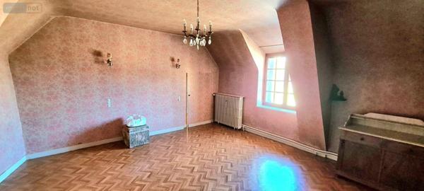 Maison de ville à vendre à Parcé-sur-Sarthe dans la Sarthe (72300), ref : 72133-100