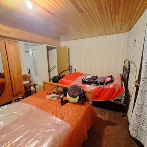 A VENDRE FOUGAX ET BARRINEUF MAISON DE VILLAGE AVEC JARDIN