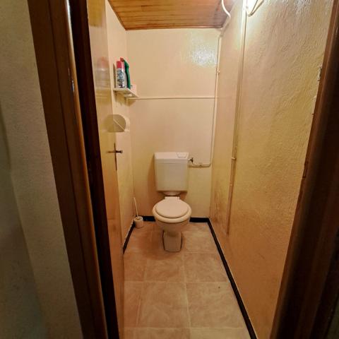 A VENDRE FOUGAX ET BARRINEUF MAISON DE VILLAGE AVEC JARDIN