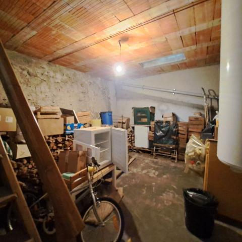 A VENDRE FOUGAX ET BARRINEUF MAISON DE VILLAGE AVEC JARDIN