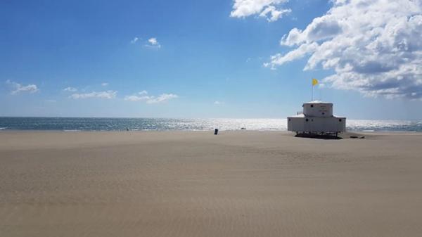 Fonds de commerce Restaurant 220 m2 Canet en Roussillon ( ACHAT DES MURS COMMERCIAUX POSSIBLE)