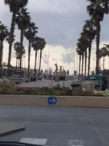 Fonds de commerce Restaurant 220 m2 Canet en Roussillon ( ACHAT DES MURS COMMERCIAUX POSSIBLE)