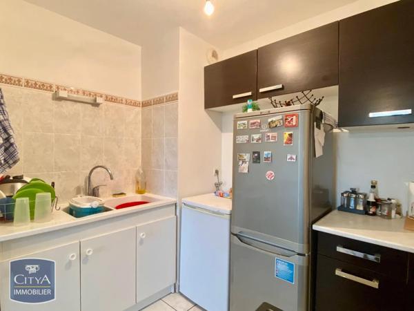 Appartement à louer 2 pièces 46.77m² Joué-lès-Tours (37300)