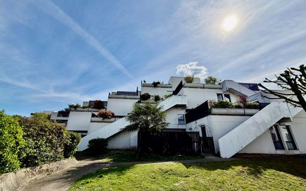 Appartement à vendre    4 pièces • 118,15 m2 Champs-sur-Marne