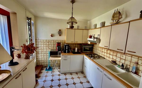 Appartement à vendre    4 pièces • 118,15 m2 Champs-sur-Marne