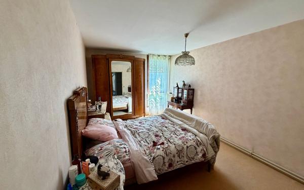 Appartement à vendre    4 pièces • 118,15 m2 Champs-sur-Marne