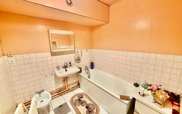 Appartement à vendre    4 pièces • 118,15 m2 Champs-sur-Marne