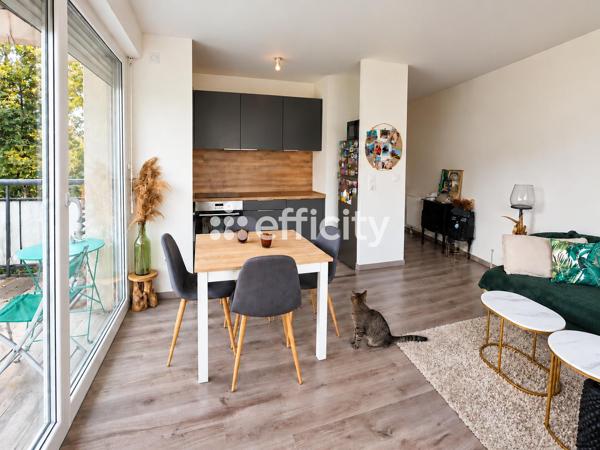 Appartement
         2 pièces
        - 50 m² Exclusivité 199 000 € *