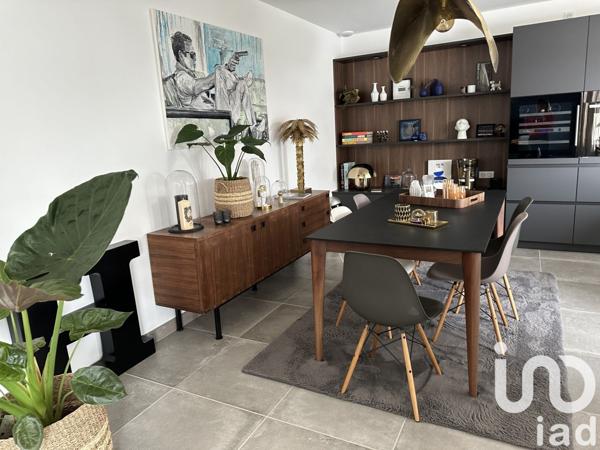 Maison traditionnelle 5 pièces de 147 m² à Rivedoux-Plage (17940)