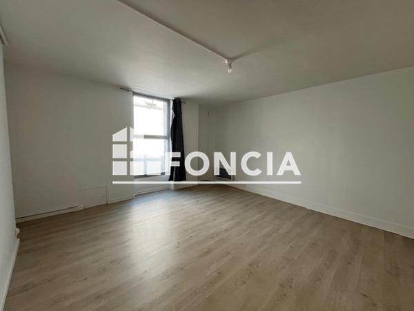 Location Appartement 2 pièces 45.63 m² - 29 RUE MONTALEMBERT Angouleme 16000