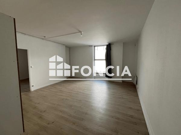 Location Appartement 2 pièces 45.63 m² - 29 RUE MONTALEMBERT Angouleme 16000