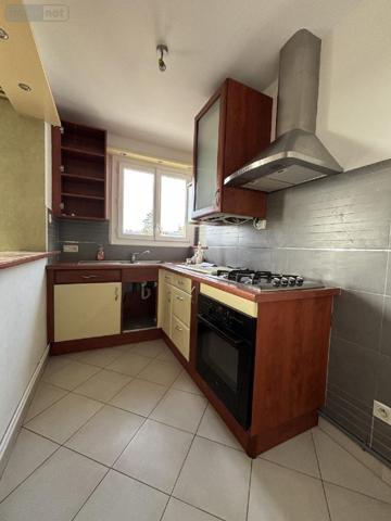 Appartement à louer à Fougères en Ille-et-Vilaine (35300), ref : LA2396-35034