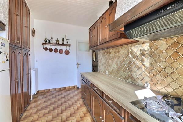 Appartement T3 - 13010 Capelette - dernier étage