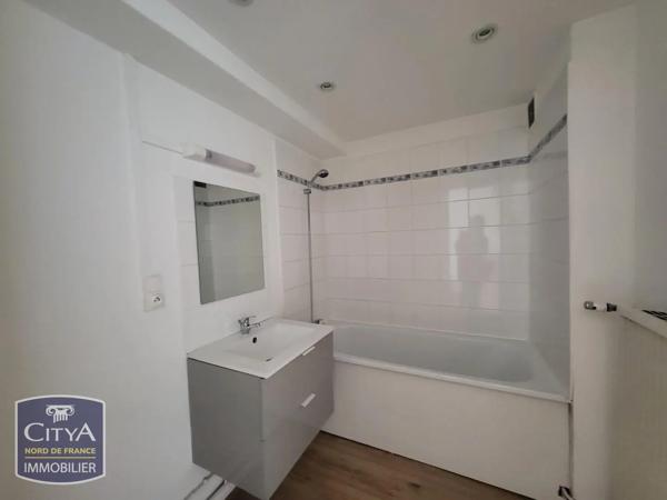 Appartement à louer 3 pièces 60.43m² Saint-Omer (62500)