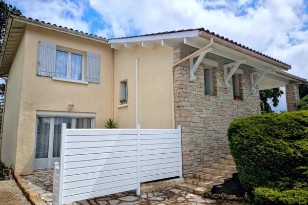 MAISON AVEC 2 LOGEMENTS AU CALME, PROCHE DES COMMODITES