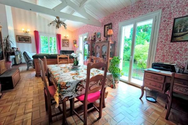 MAISON AVEC 2 LOGEMENTS AU CALME, PROCHE DES COMMODITES