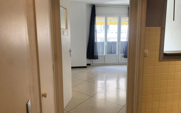 Appartement à louer    1 pièce • 25,33 m2 Nice