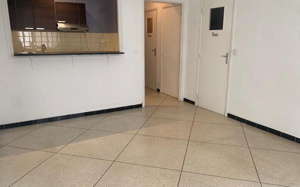 Appartement à louer    1 pièce • 25,33 m2 Nice