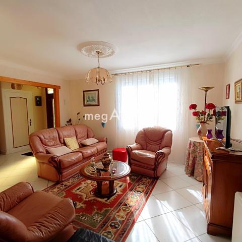 Maison à CHOLET, 49300 - 6 pièces 120m²