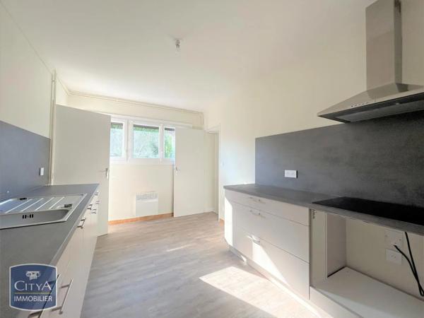 Maison à louer 5 pièces 115.52m² Coutras (33230)