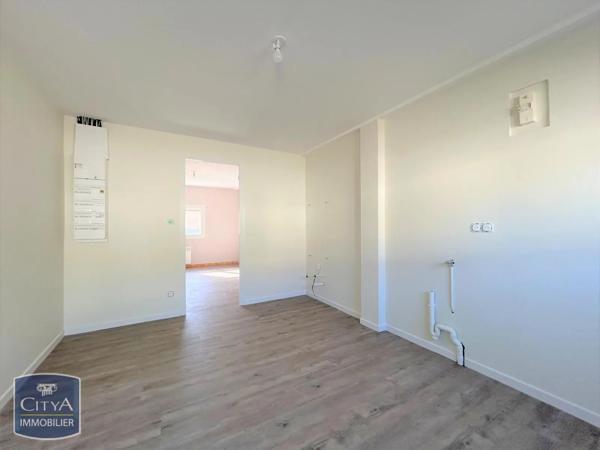 Maison à louer 5 pièces 115.52m² Coutras (33230)