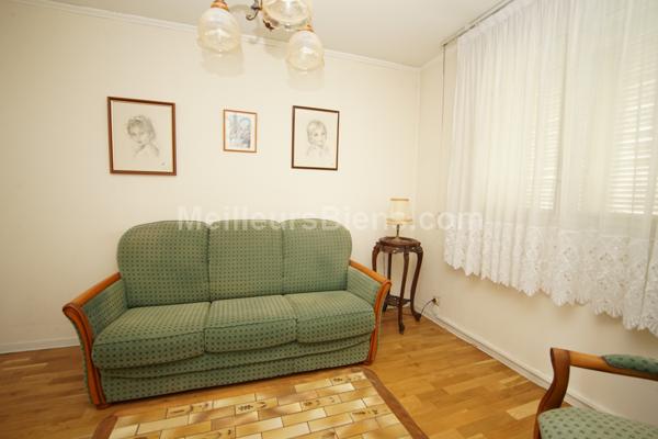 maison plain-pied 105 m2, 3 chambres, combles aménageables, garage sur terrain 520 m2