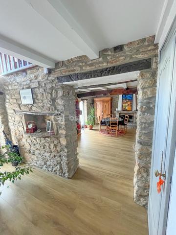 Maison en pierre de 120 m²