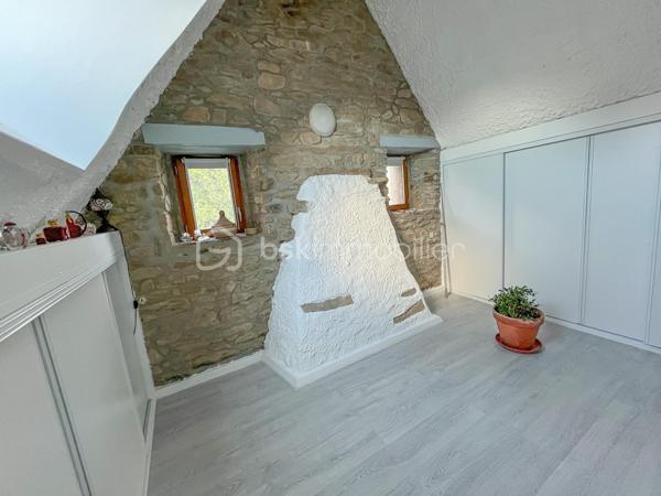 Maison en pierre de 120 m²