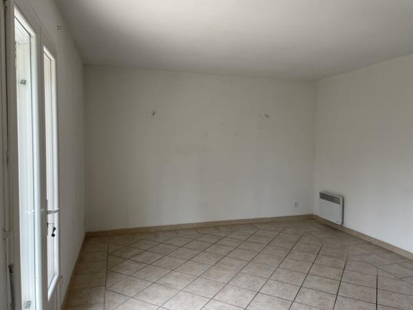 VILLA T4 DE PLAIN PIED AVEC GARAGE  Villepinte (11150)