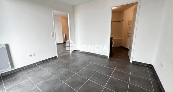 Location Appartement 2 pièces 43.7 m² - Châtillon 92320