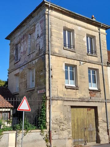 MAISON 3 PIECES 61m² AVEC COUR - MAGNY EN VEXIN