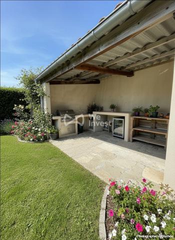 VILLA - VILLE DI PIETRABUGNO - 220 M² - TERRAIN 1070 M²