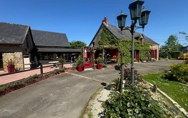 Maison à vendre    6 pièces • 252,59 m2 Châteaubriant