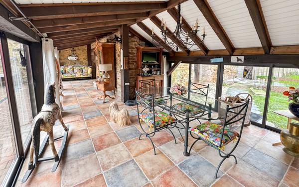 Maison à vendre    6 pièces • 252,59 m2 Châteaubriant