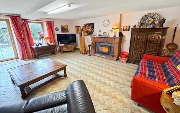 Maison à vendre    6 pièces • 252,59 m2 Châteaubriant