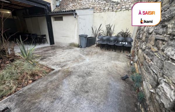 Fonds De Commerce de 120 m²